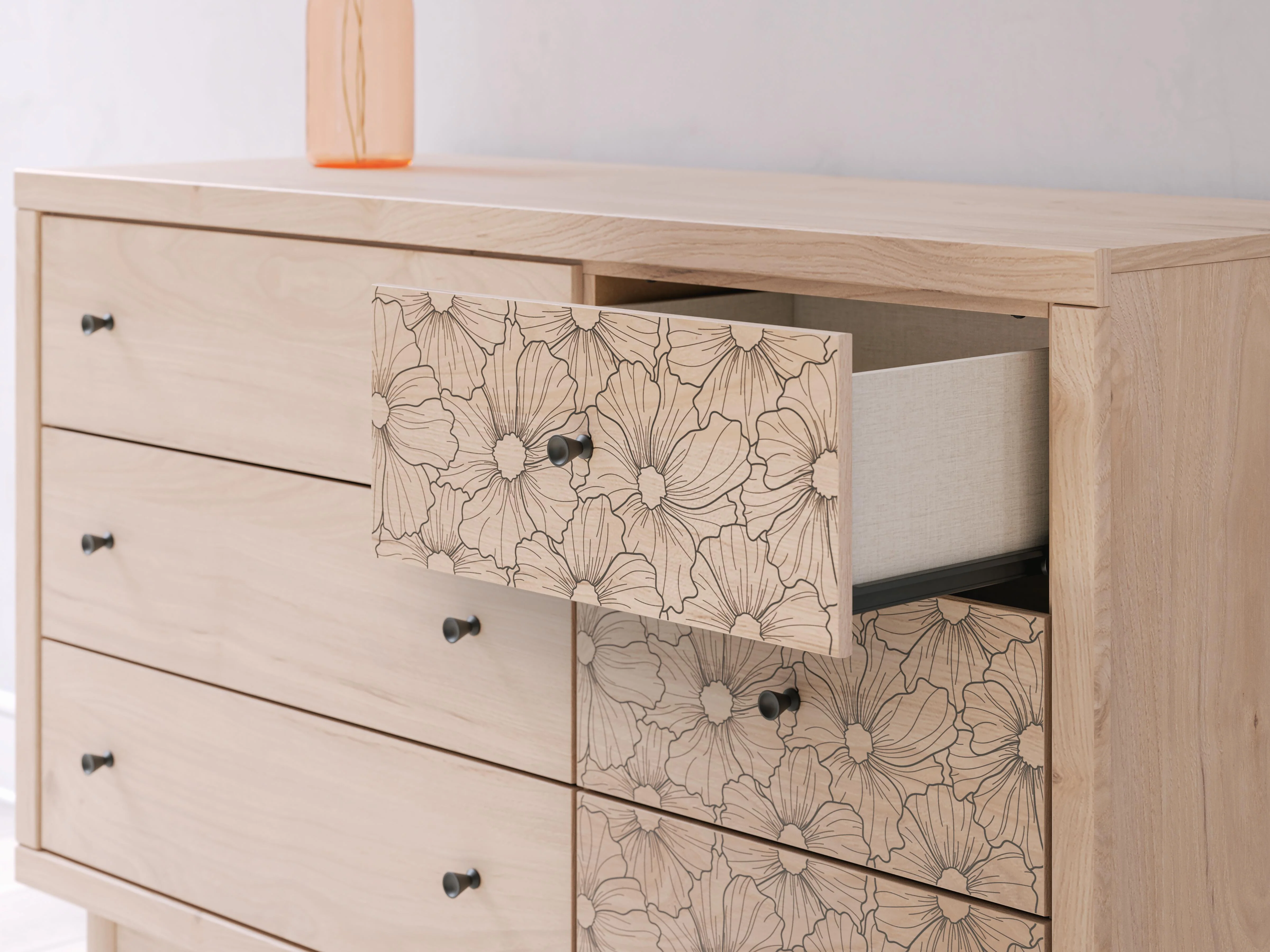 Arloster Dresser and Mirror - Image 13
