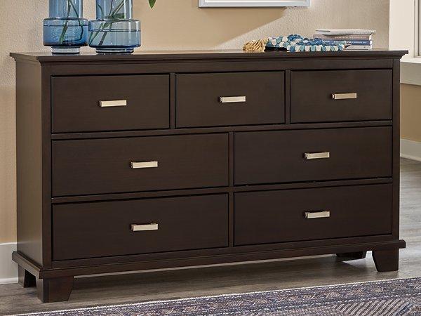Covetown Dresser and Mirror - Image 5