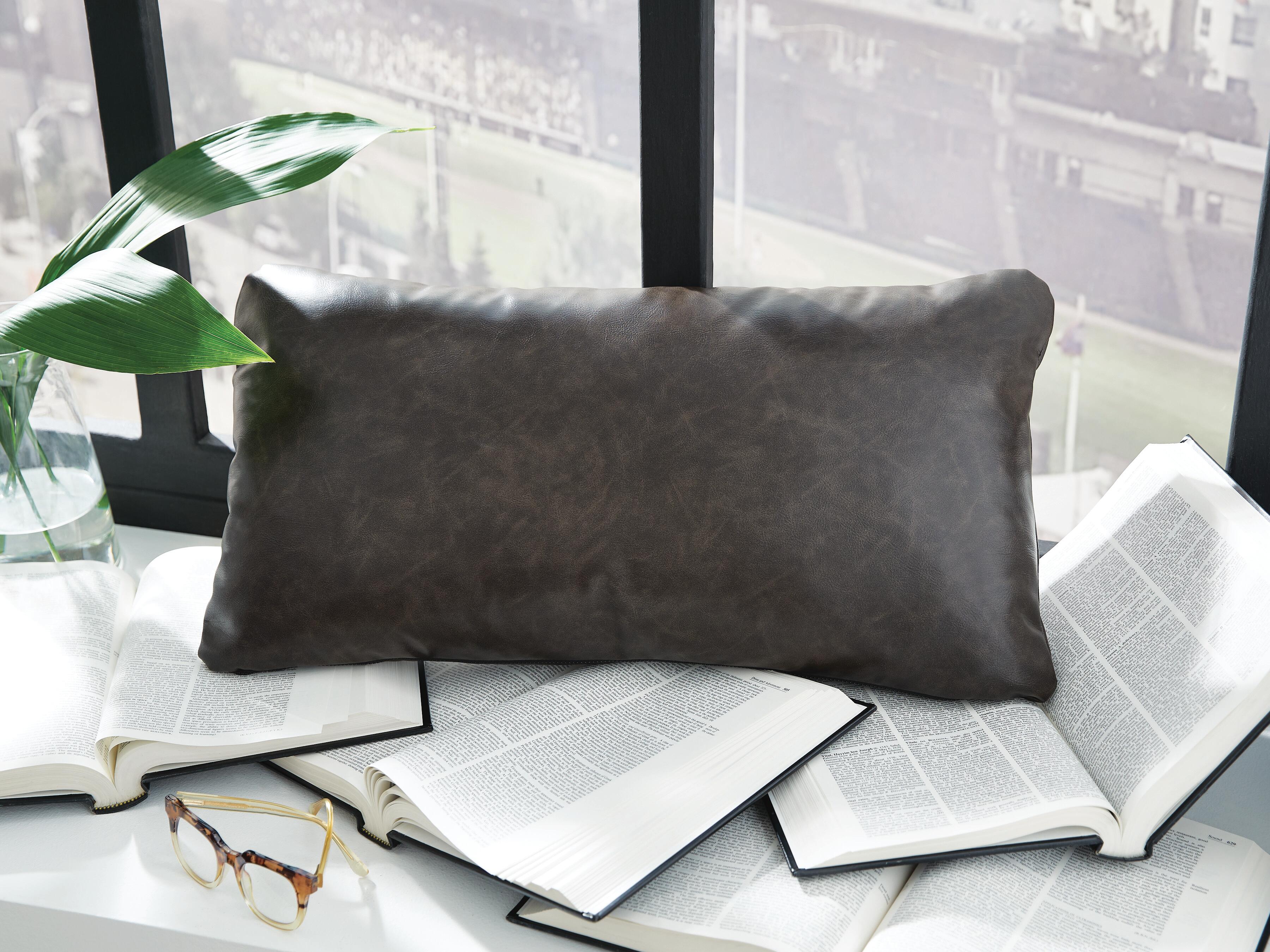 Danvale Pillow (Set of 4) - Image 12