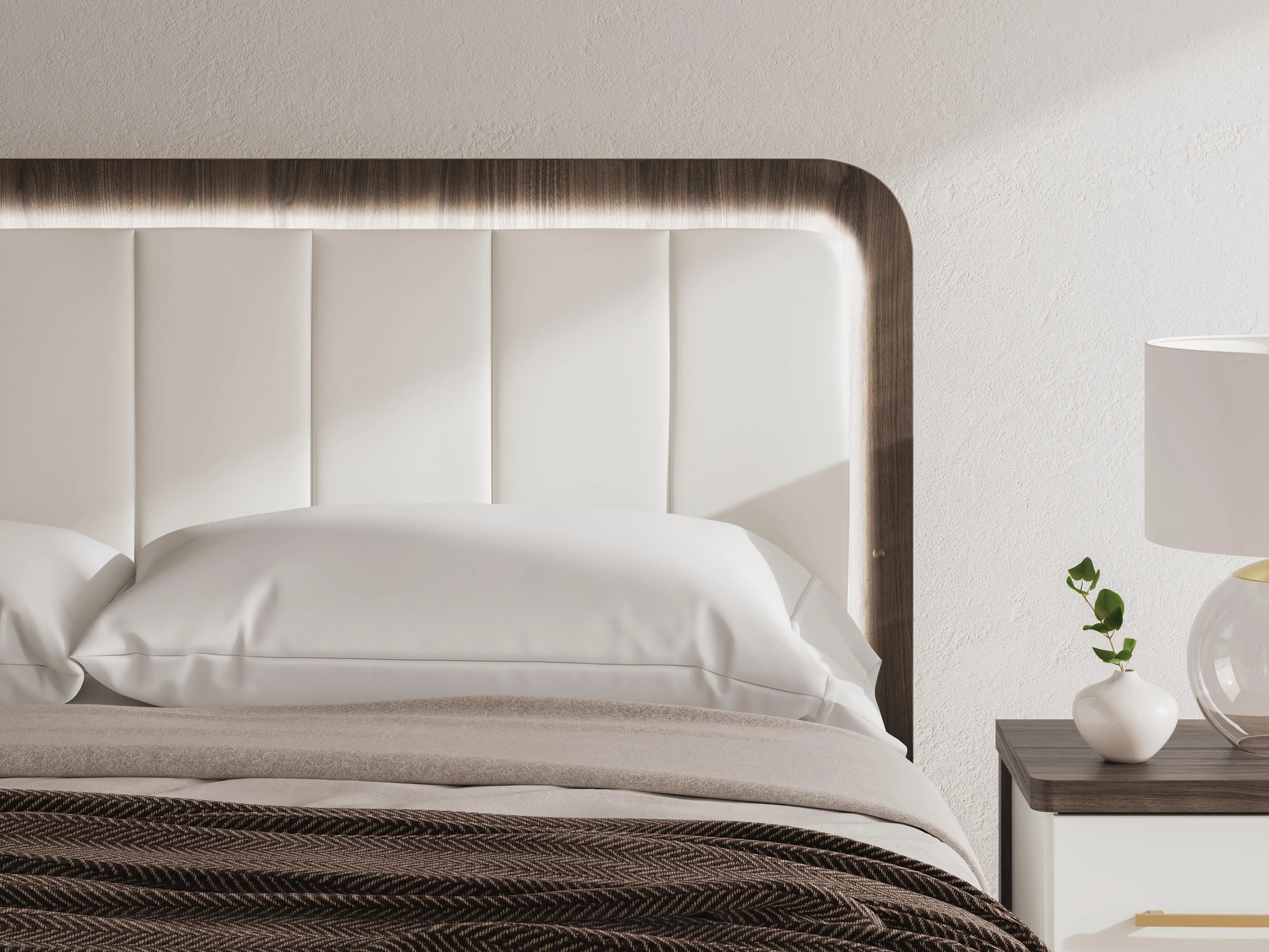 Kendanport Upholstered Bed - Image 29