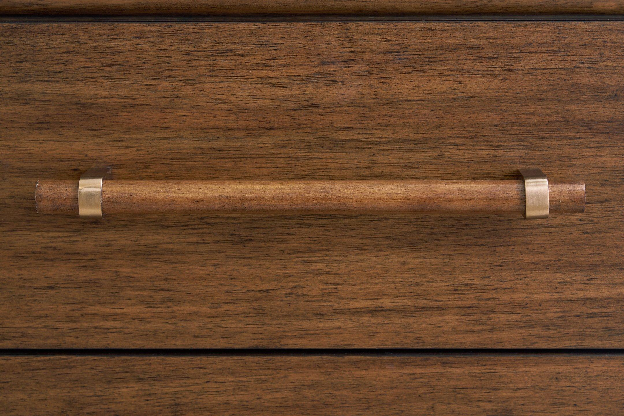 Lyncott Nightstand - Image 10