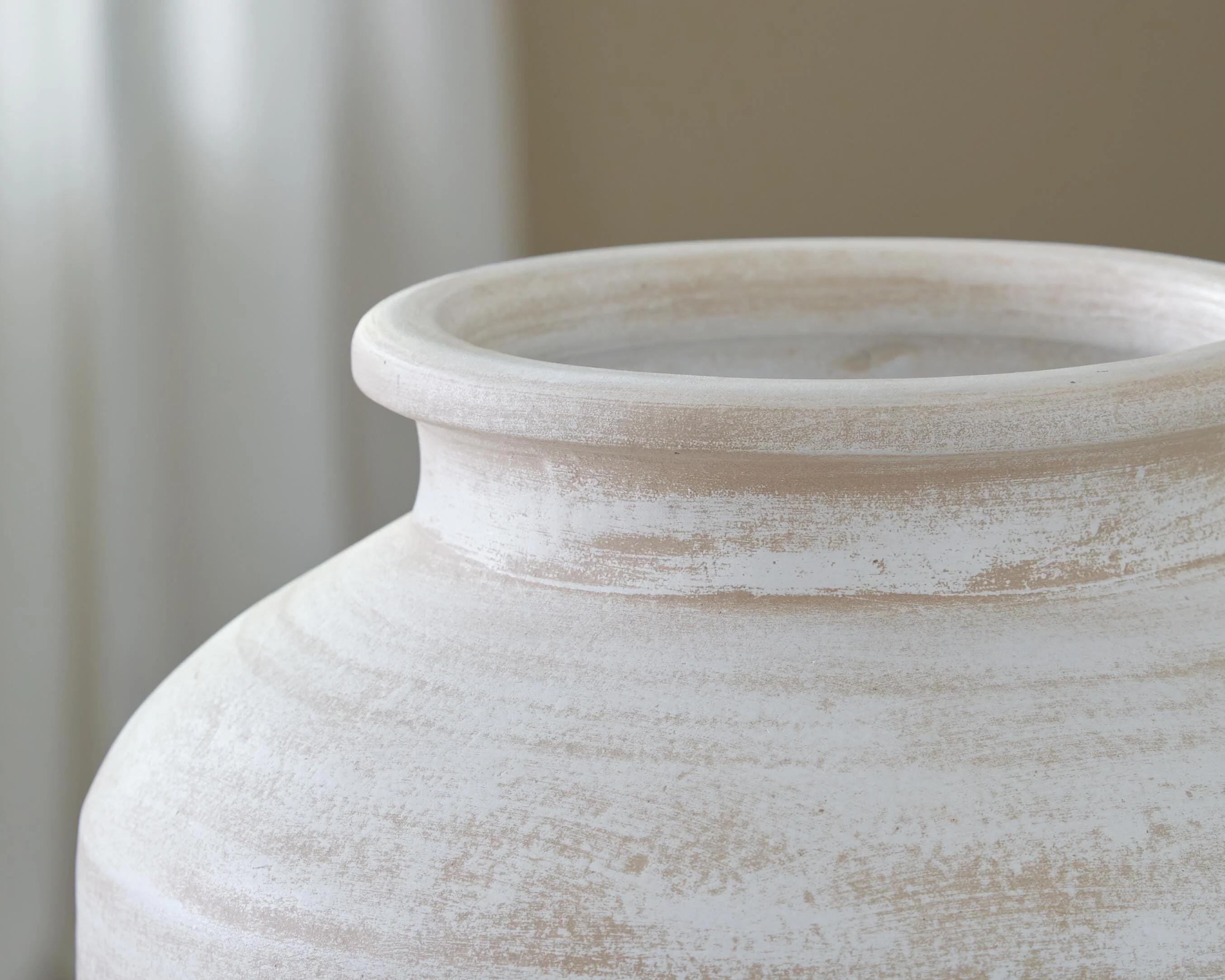 Meadie Vase - Image 17