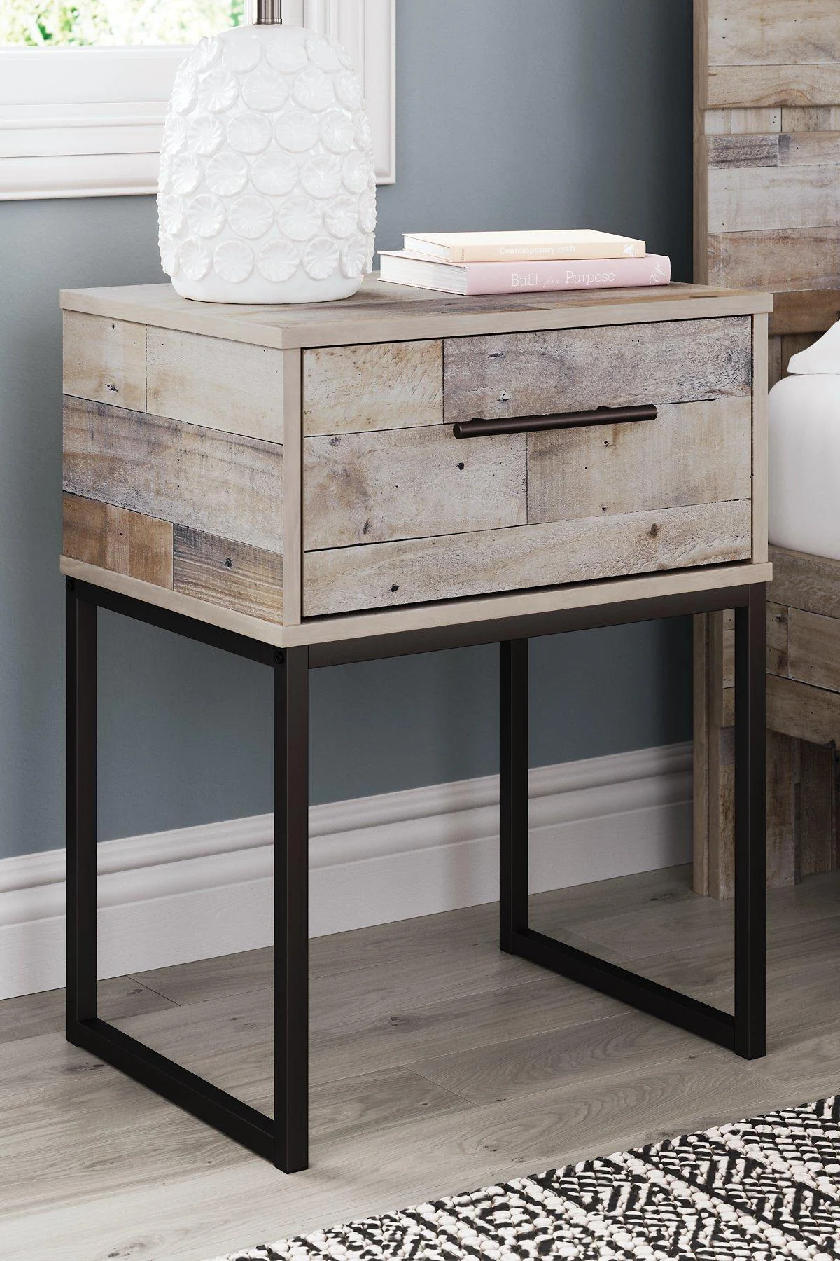 Neilsville Nightstand - Image 2