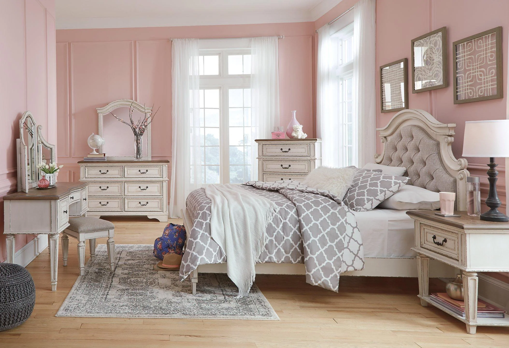 Realyn Bed - Image 30