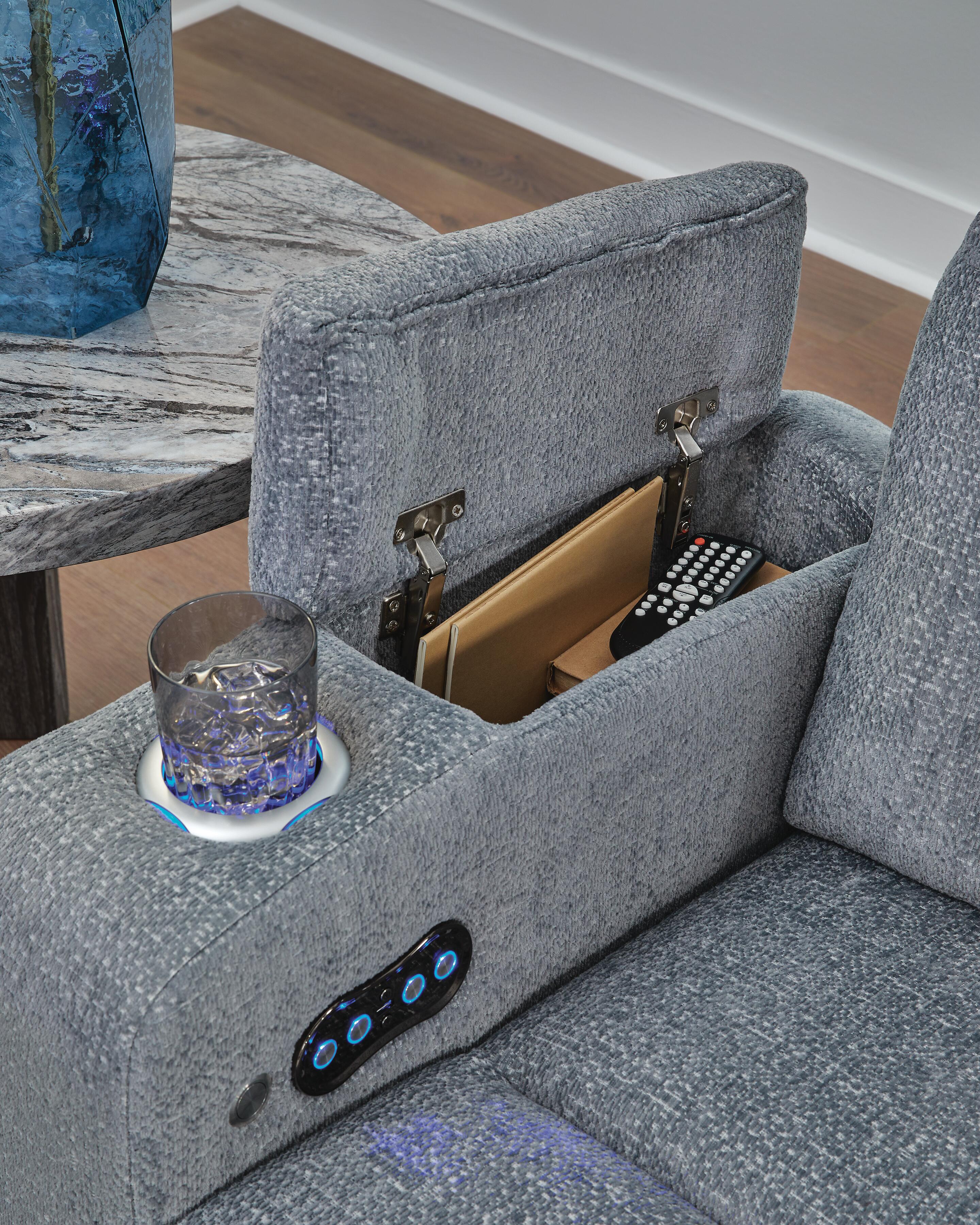 Studio Cave Power Recliner - Image 11