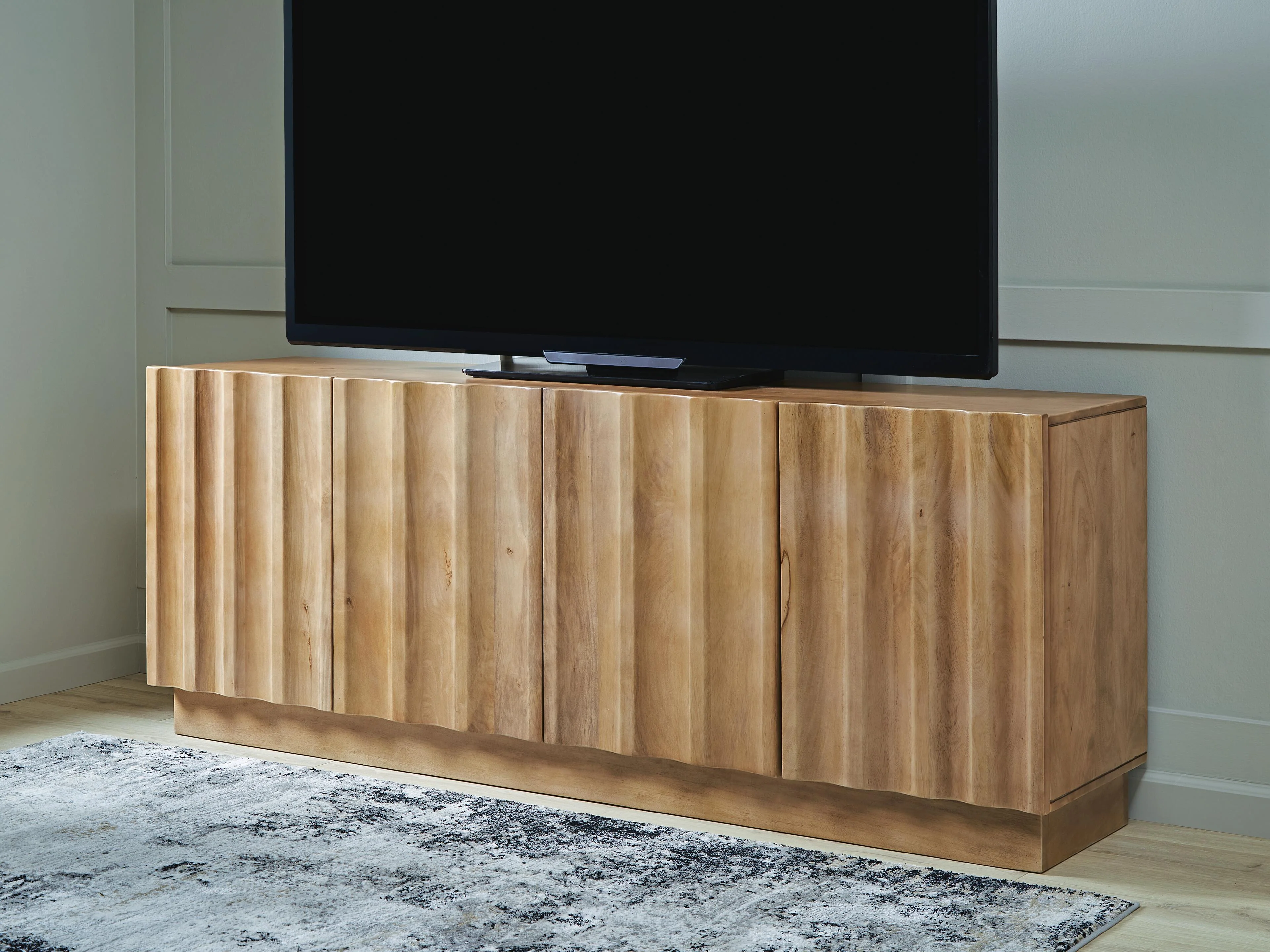 Timkins Accent Cabinet - Image 8
