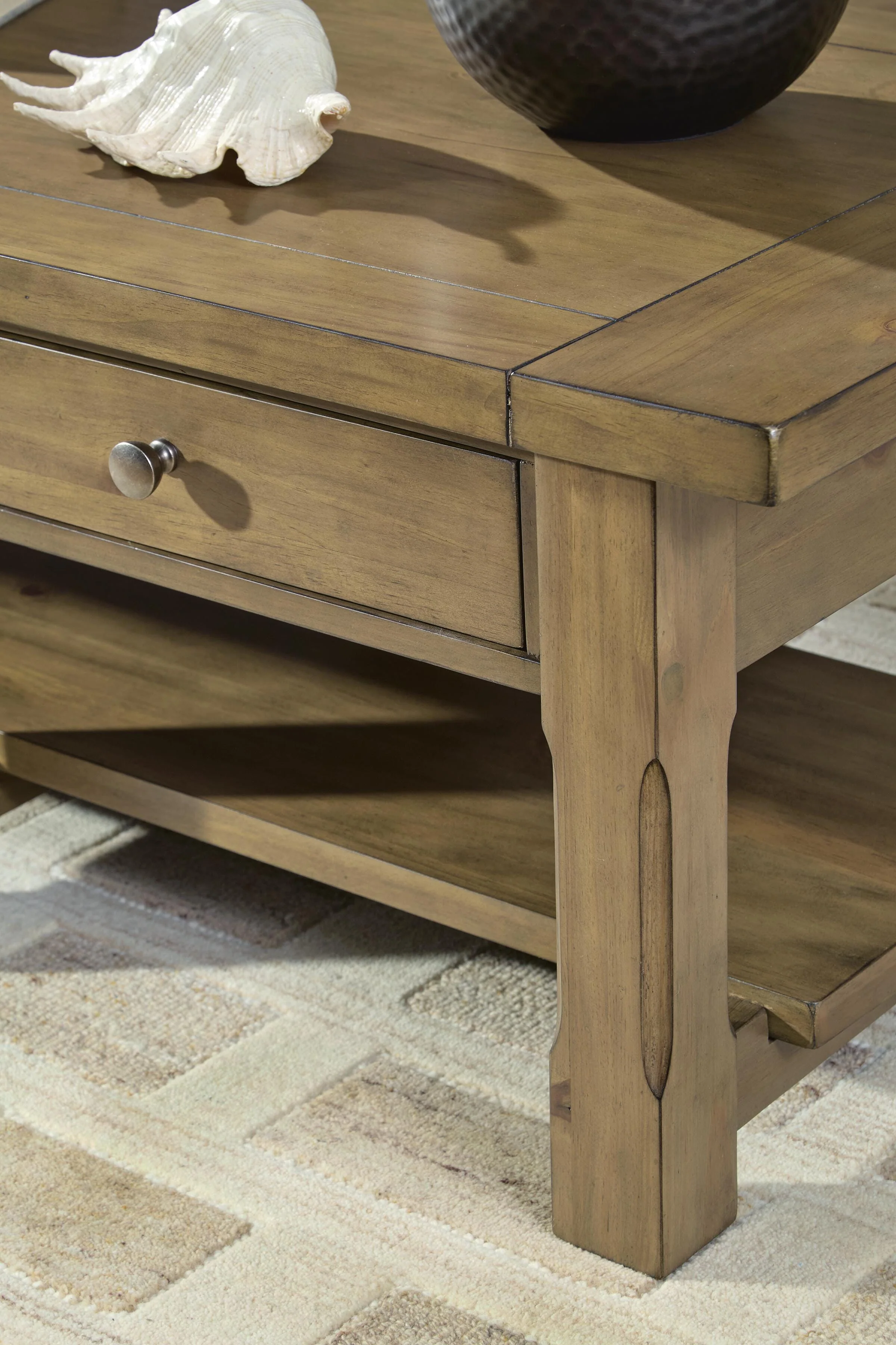 Vandenmore Coffee Table - Image 9