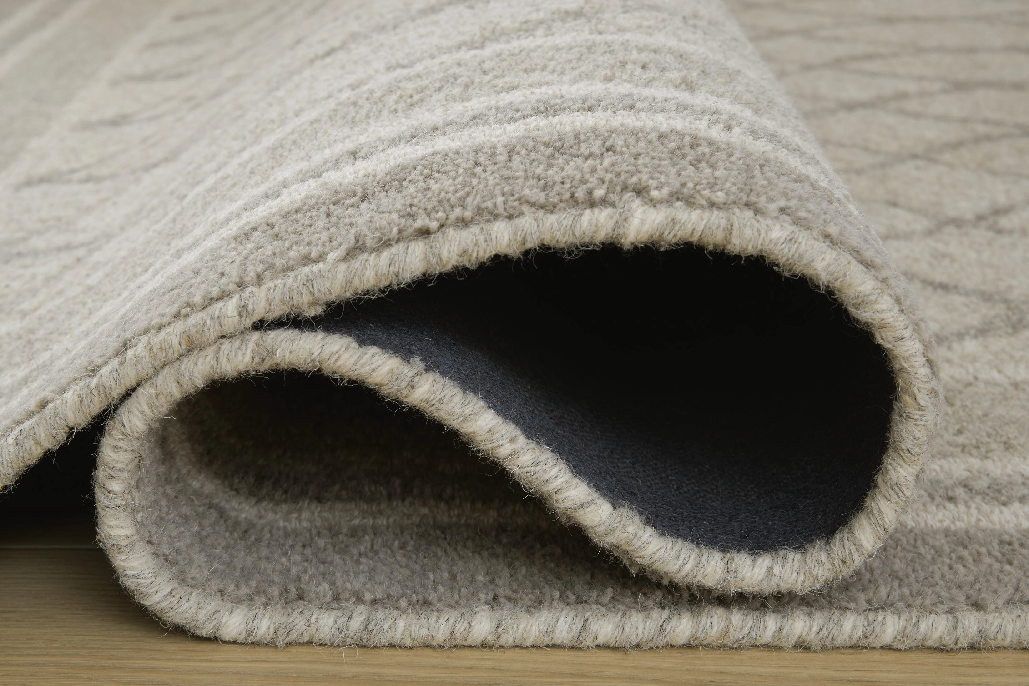 Wimney Medium Rug - Image 5